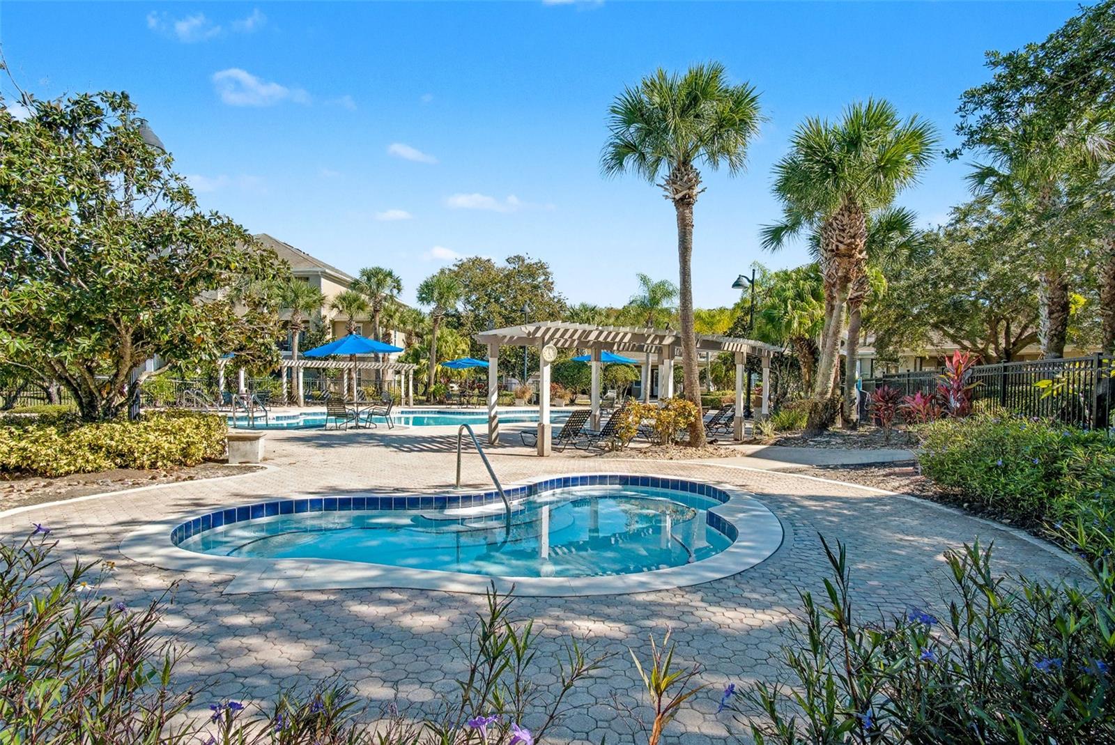 COURTNEY LANDING - Residential