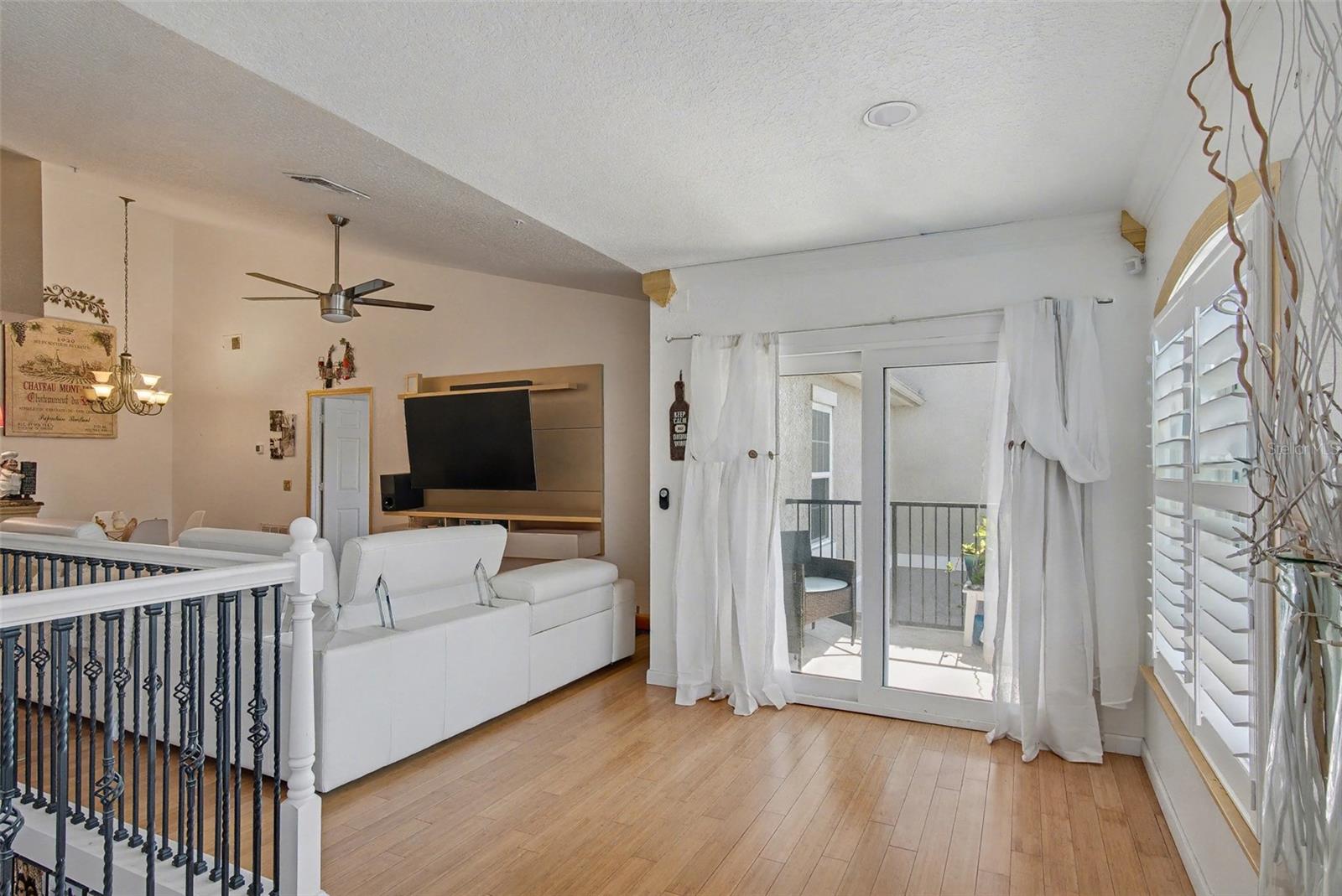 COURTNEY LANDING - Residential