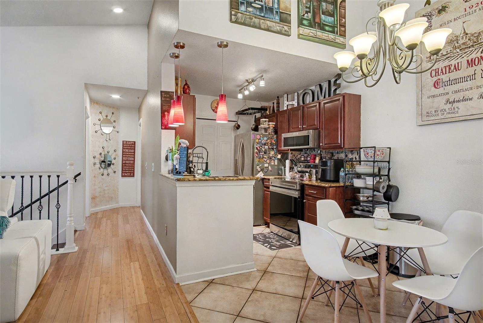 COURTNEY LANDING - Residential