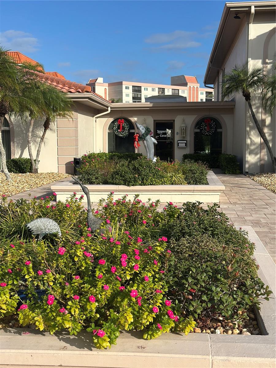 IMPERIAL COVE 13 - Residential Lease