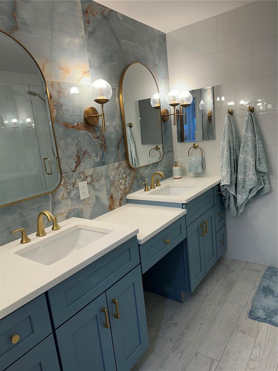 IMPERIAL COVE 13 - Residential Lease