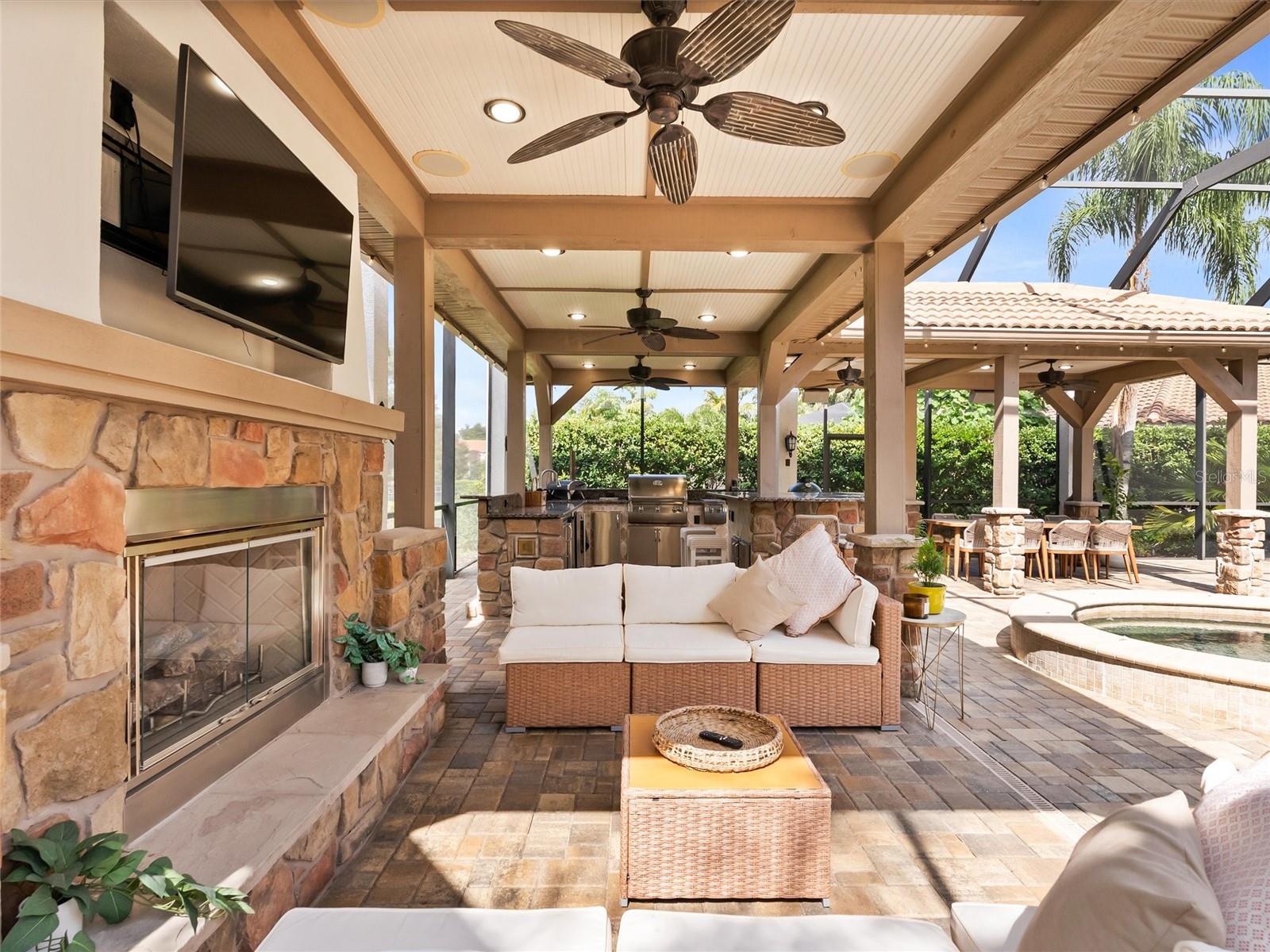 LADERA - Residential