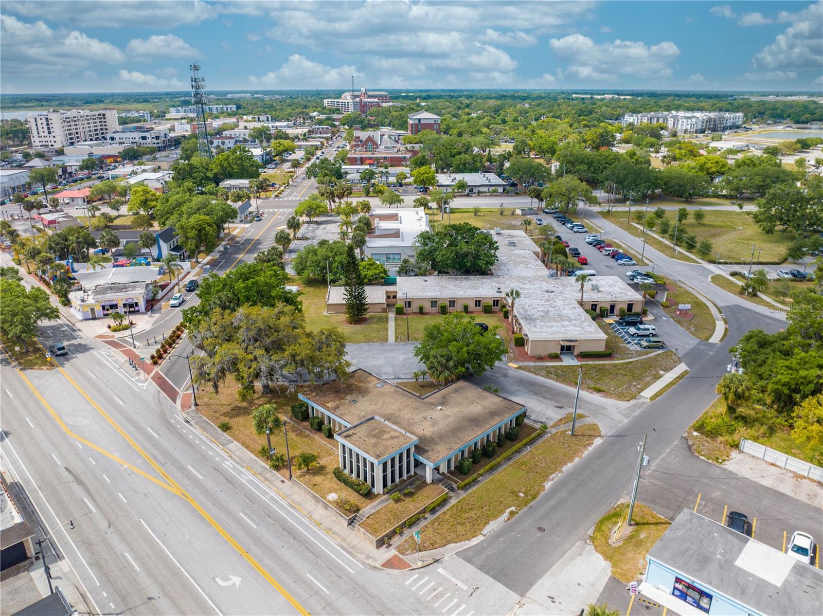 618 N MAIN STREET