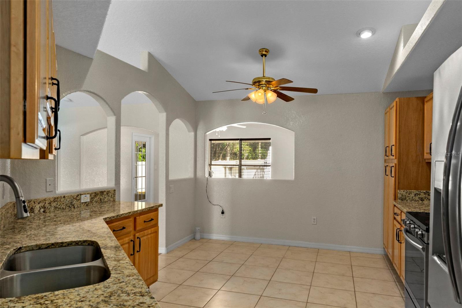 SPRING HILL - Residential