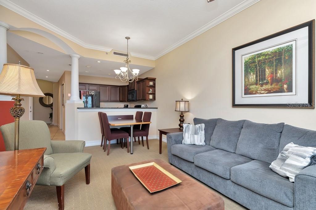 EMERALD GREEN VILLAS CONDOMINIUM ASSOCIA - Residential Lease