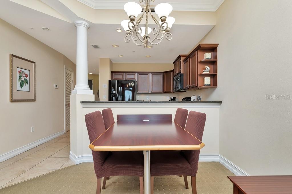 EMERALD GREEN VILLAS CONDOMINIUM ASSOCIA - Residential Lease