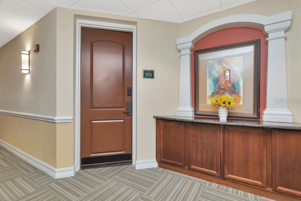 EMERALD GREEN VILLAS CONDOMINIUM ASSOCIA - Residential Lease