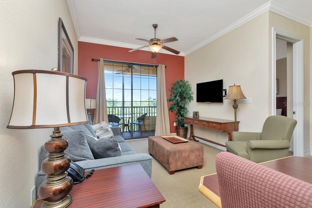 EMERALD GREEN VILLAS CONDOMINIUM ASSOCIA - Residential Lease