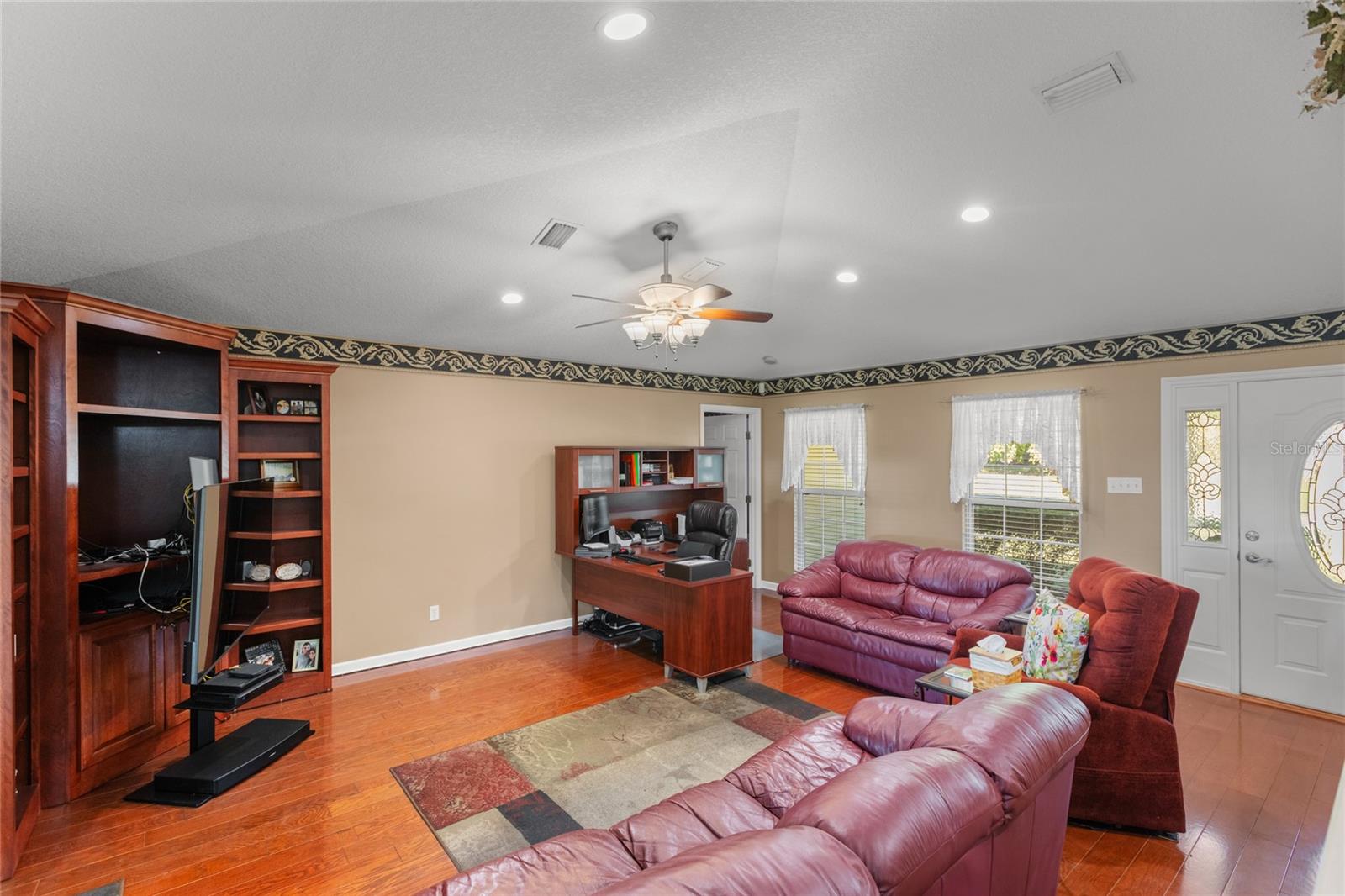 KCE REP OF PORT - Residential