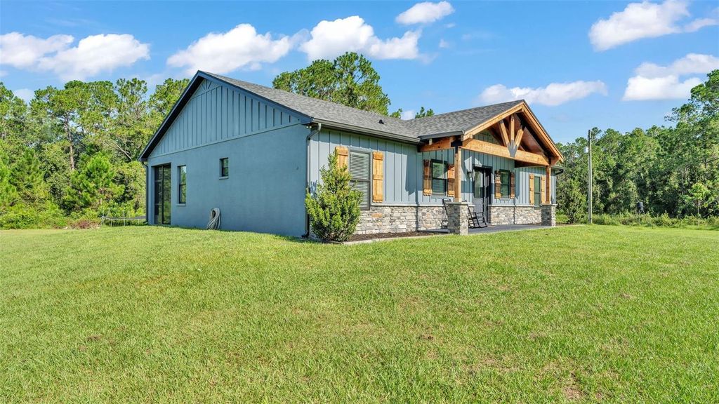 Photo of 18940 Commonwealth Avenue N, Polk City, FL 33868 (MLS # L4955506)