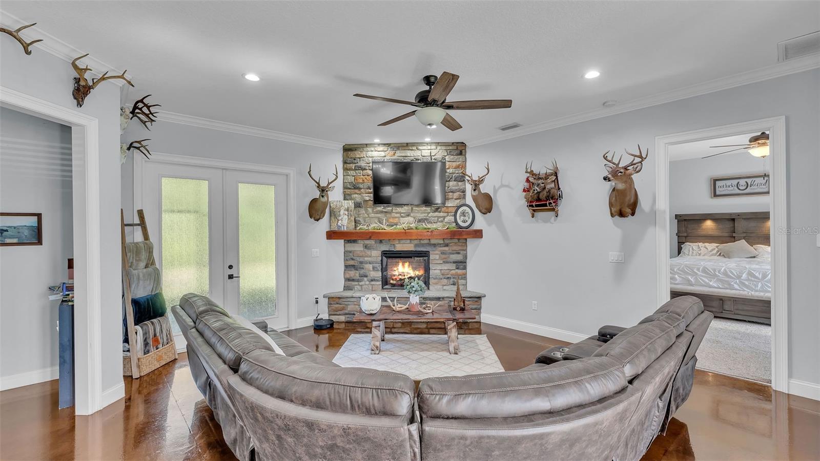 ACREAGE & UNREC - Residential