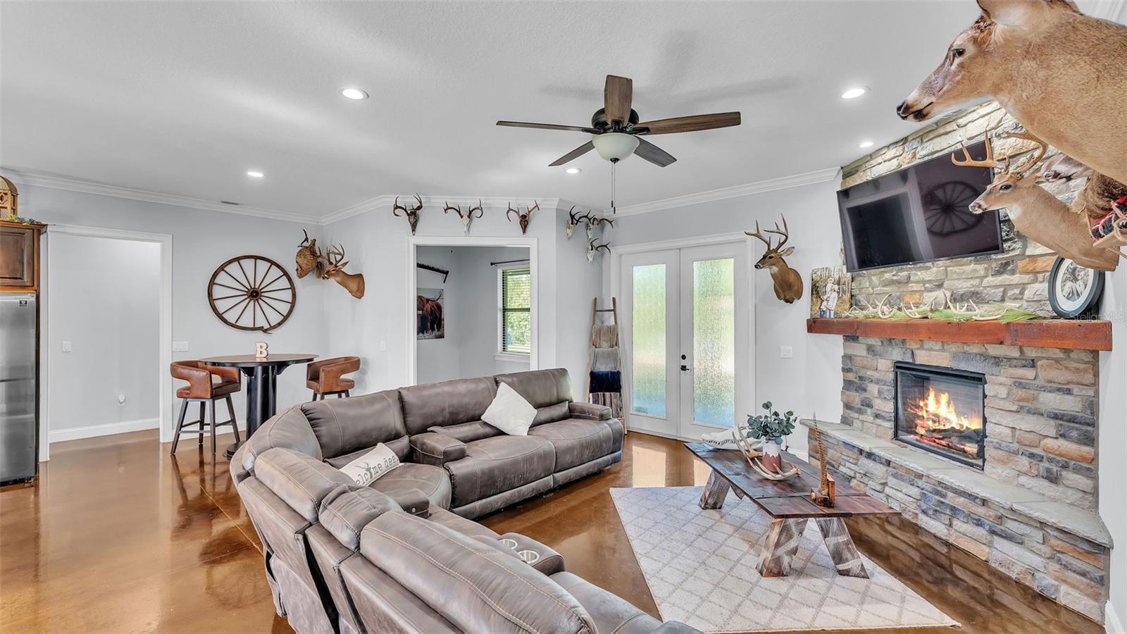 ACREAGE & UNREC - Residential