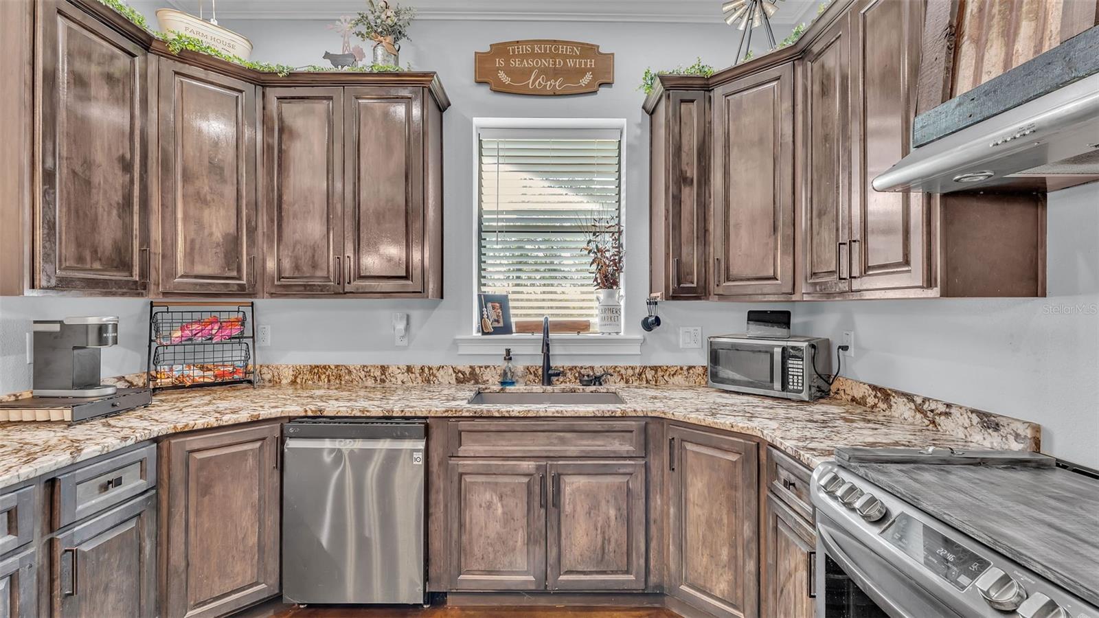 ACREAGE & UNREC - Residential