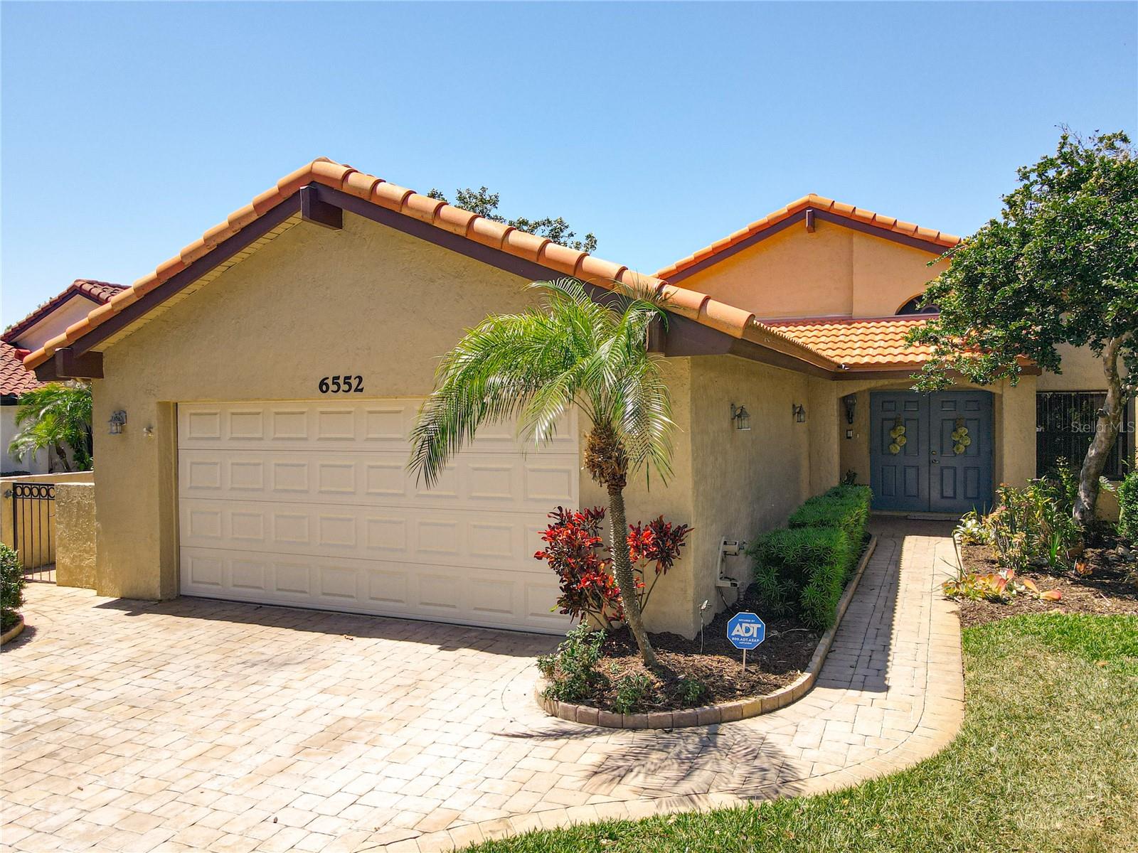 6552 EDGEWORTH DRIVE