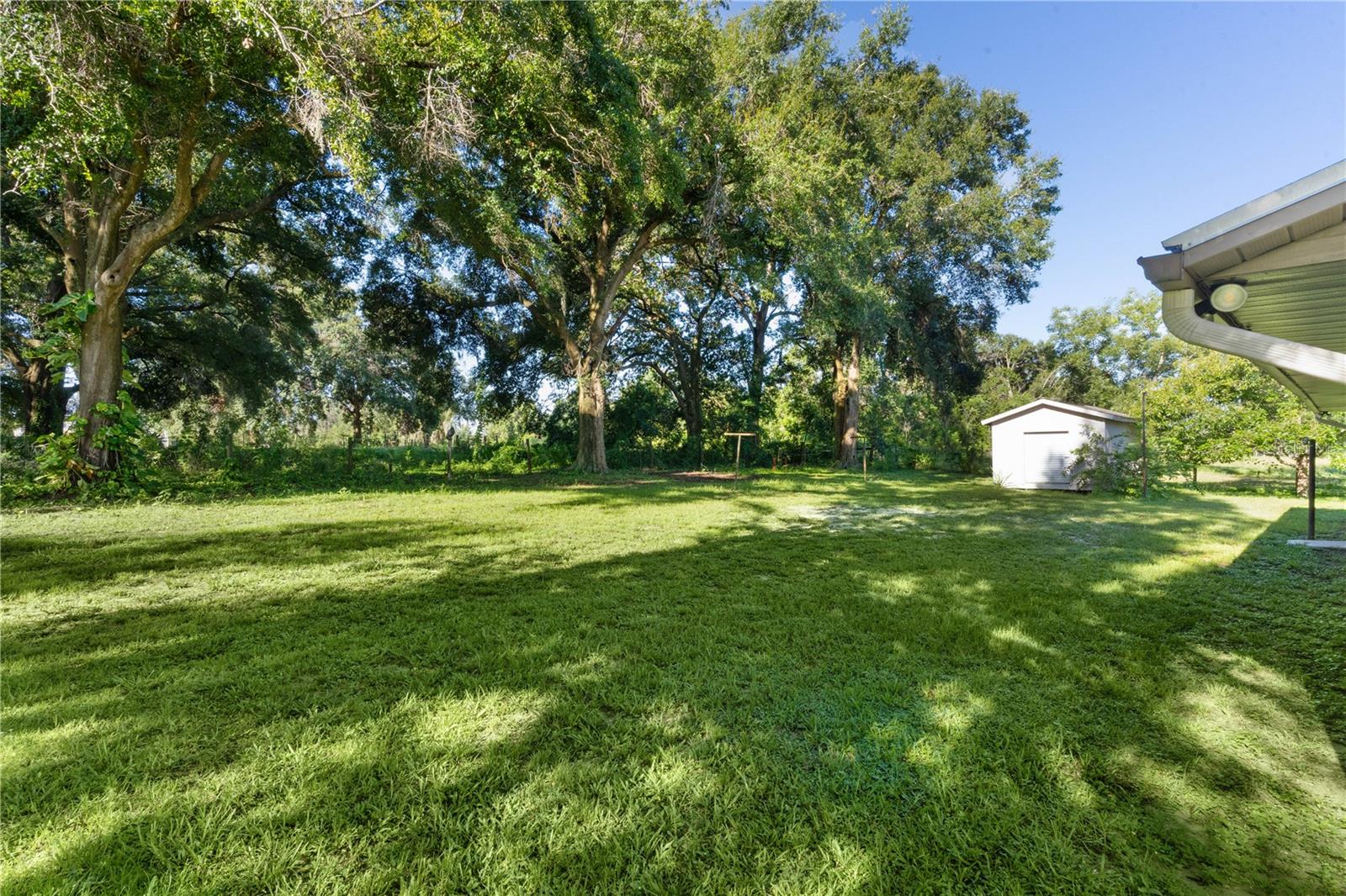 2530 SHADY LANE