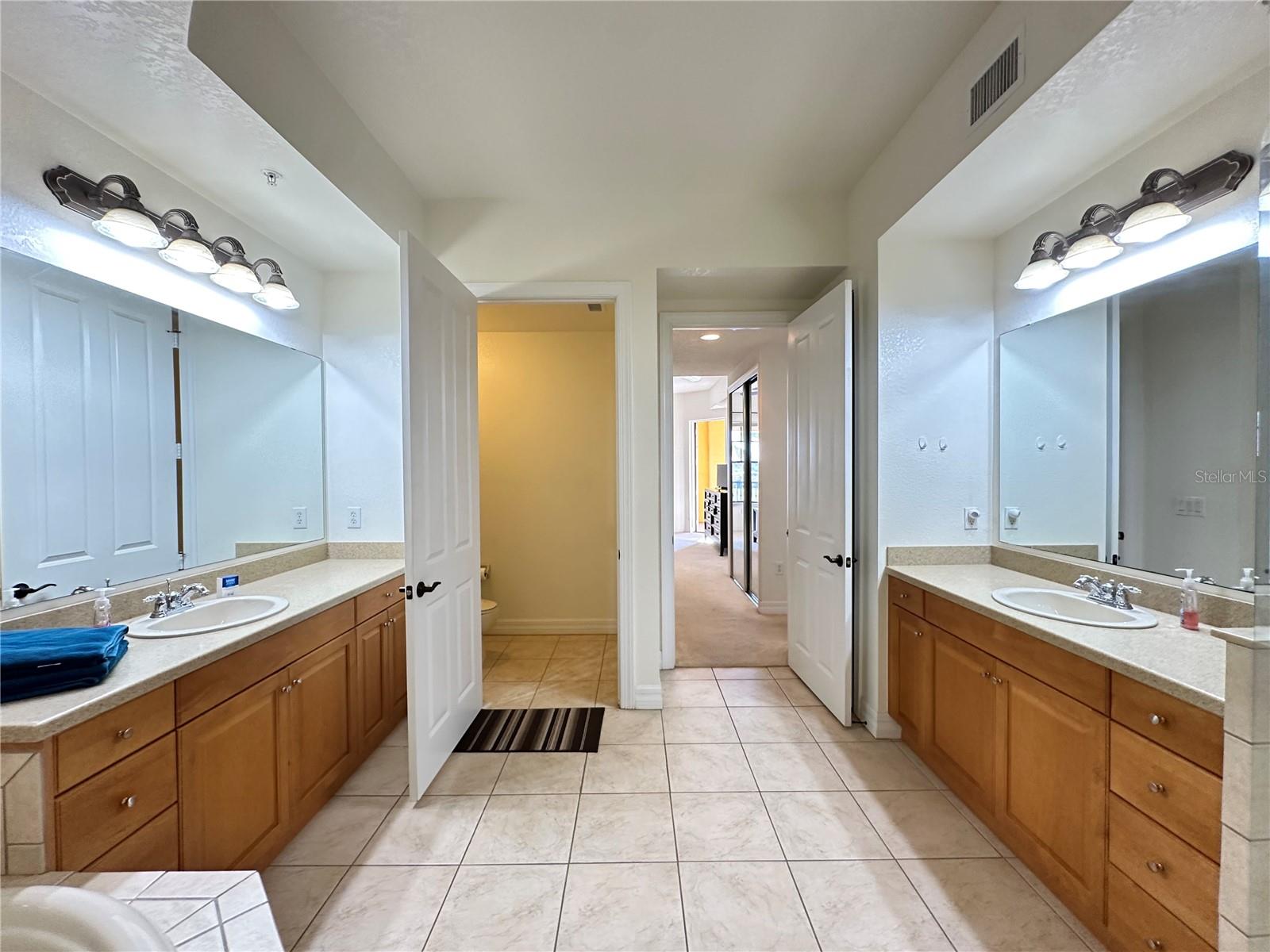 BOCA LAGO/VIVANTE 06 - Residential Lease