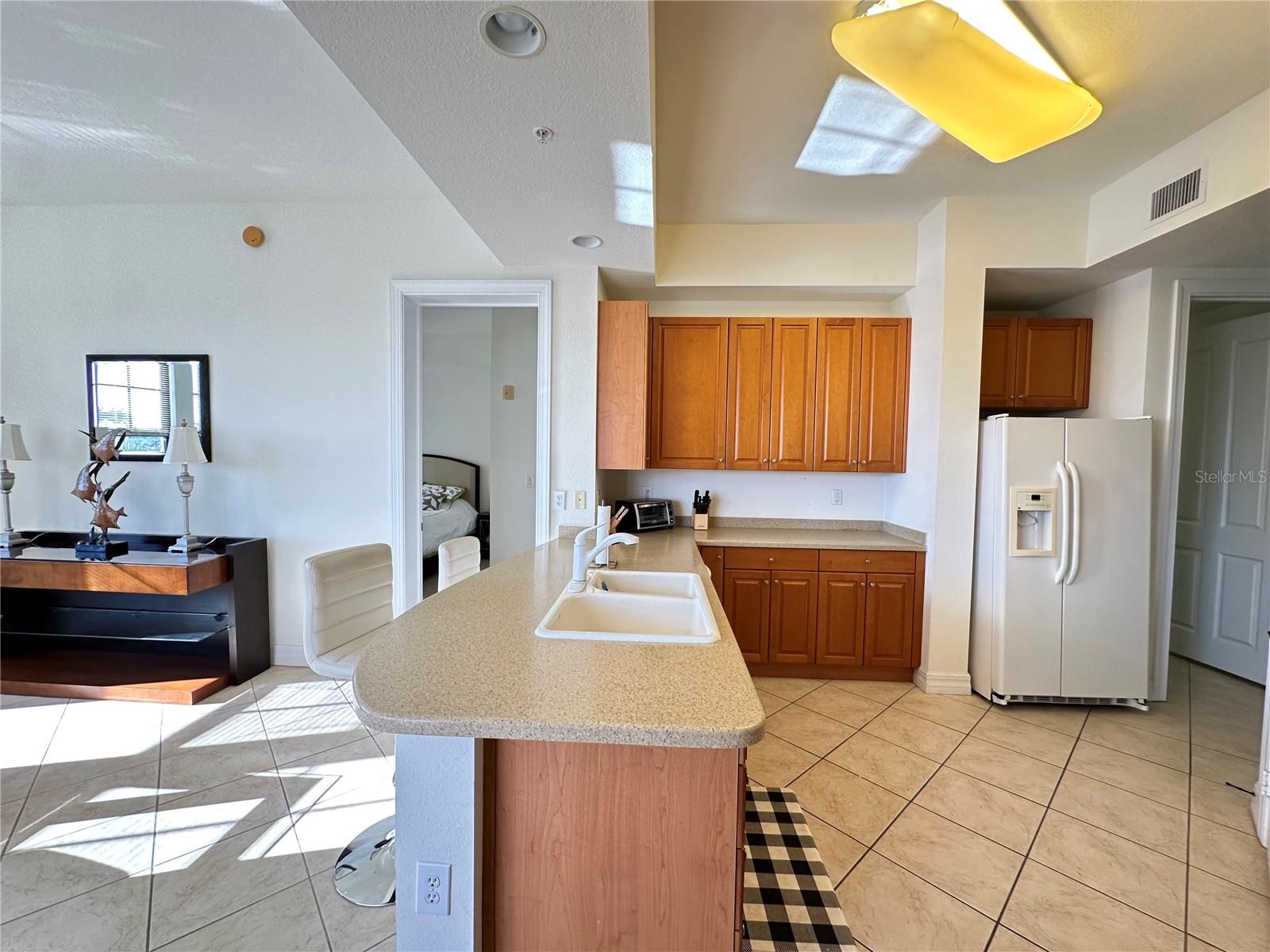 BOCA LAGO/VIVANTE 06 - Residential Lease