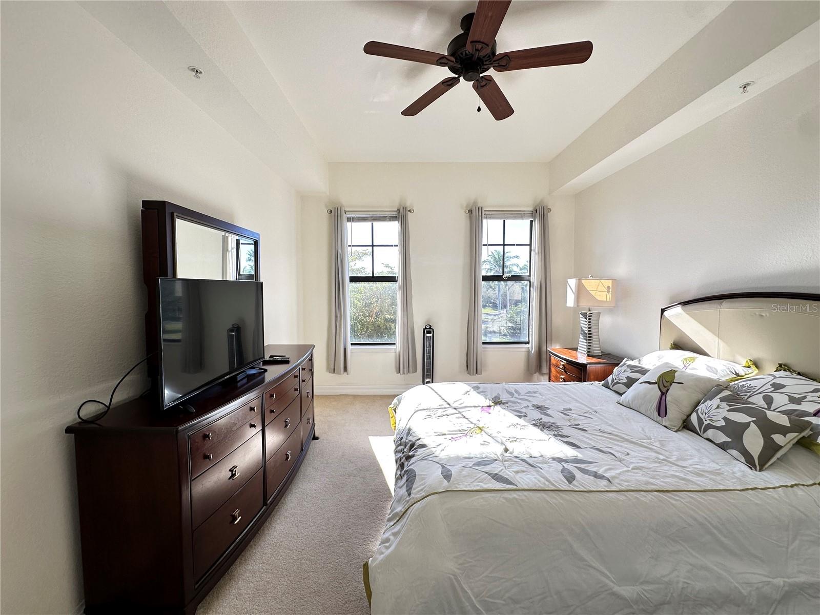 BOCA LAGO/VIVANTE 06 - Residential Lease