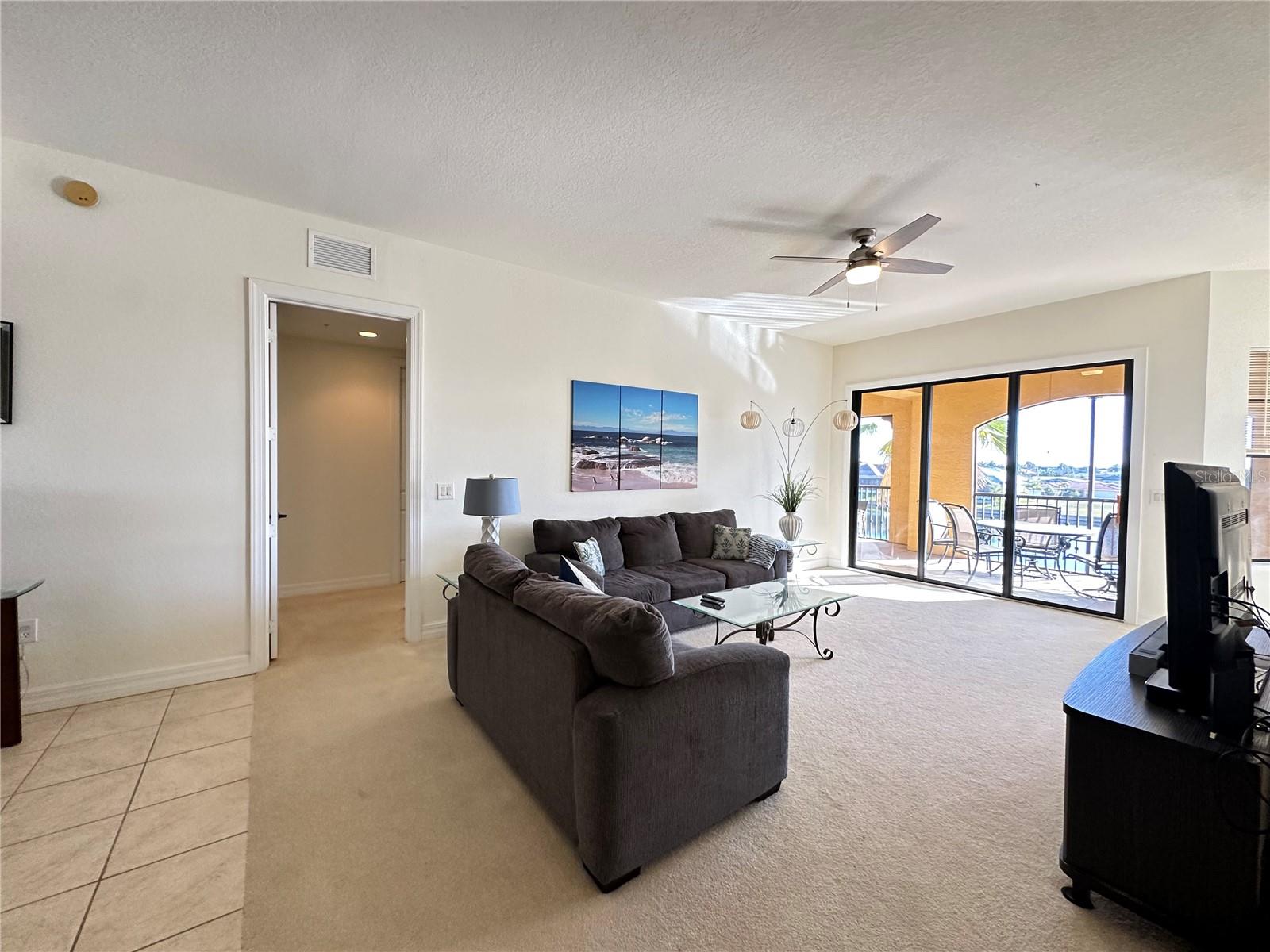 BOCA LAGO/VIVANTE 06 - Residential Lease