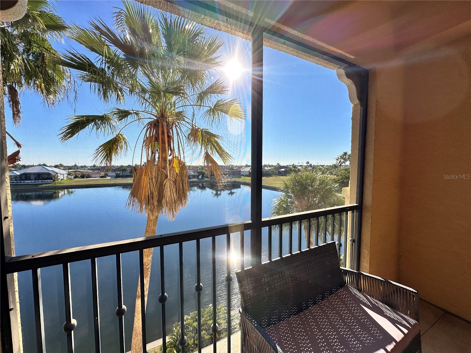 BOCA LAGO/VIVANTE 06 - Residential Lease