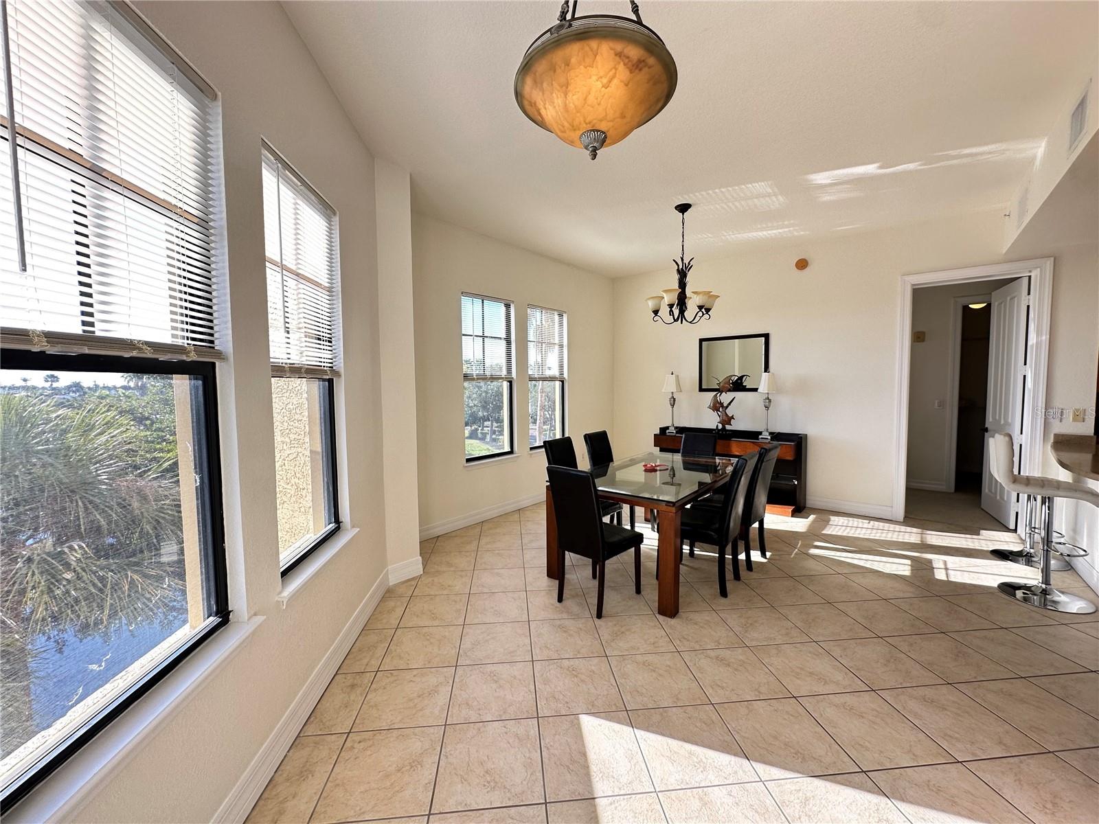 BOCA LAGO/VIVANTE 06 - Residential Lease