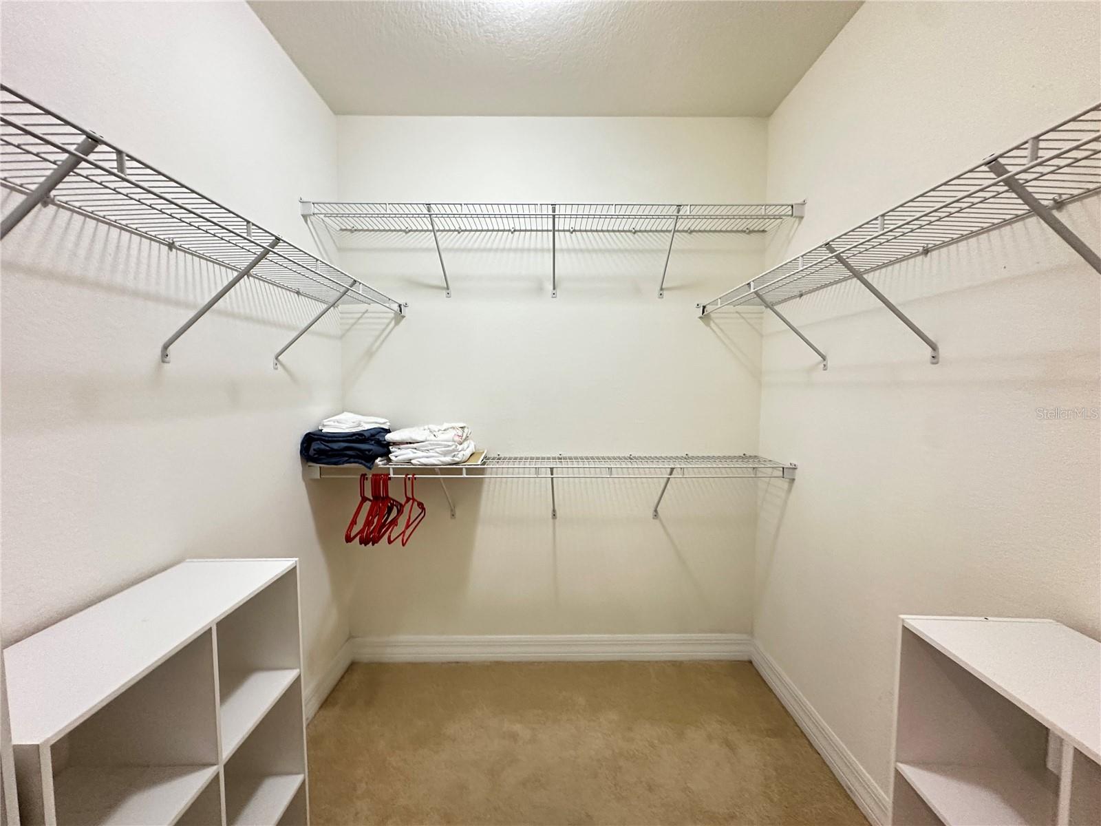 BOCA LAGO/VIVANTE 06 - Residential Lease