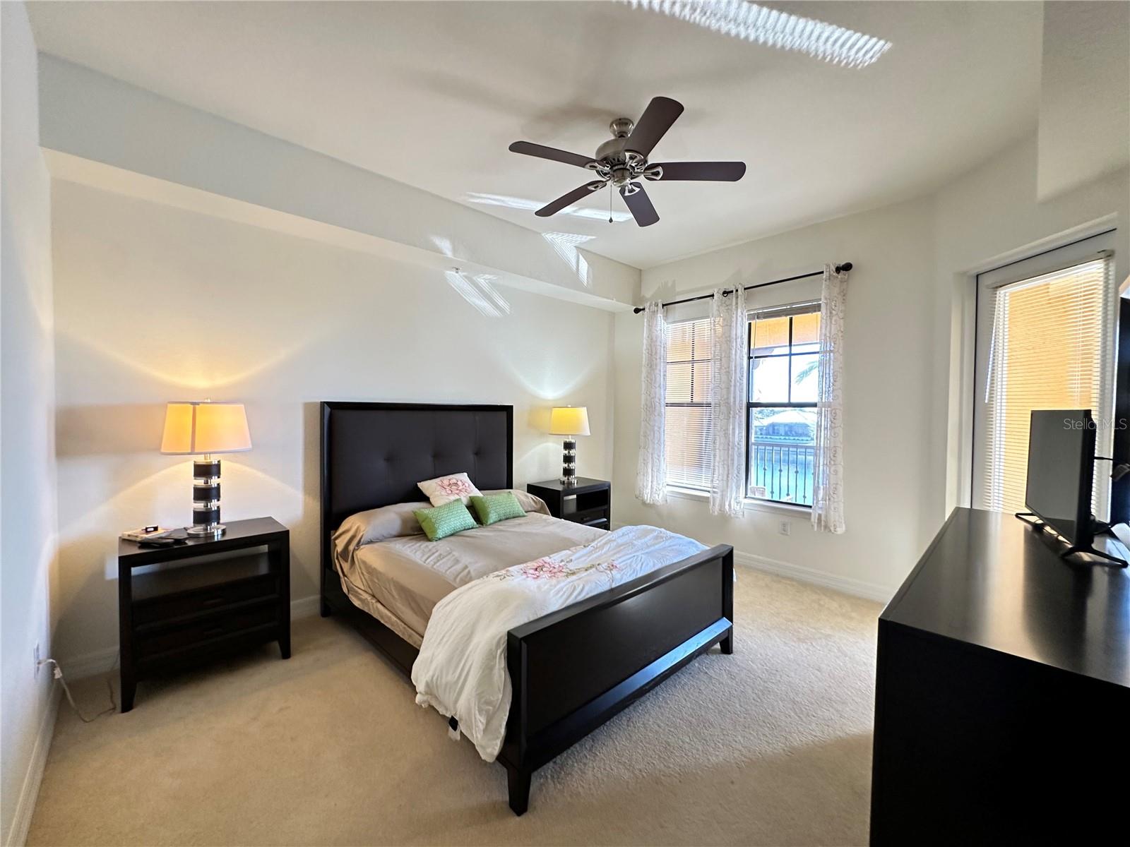 BOCA LAGO/VIVANTE 06 - Residential Lease