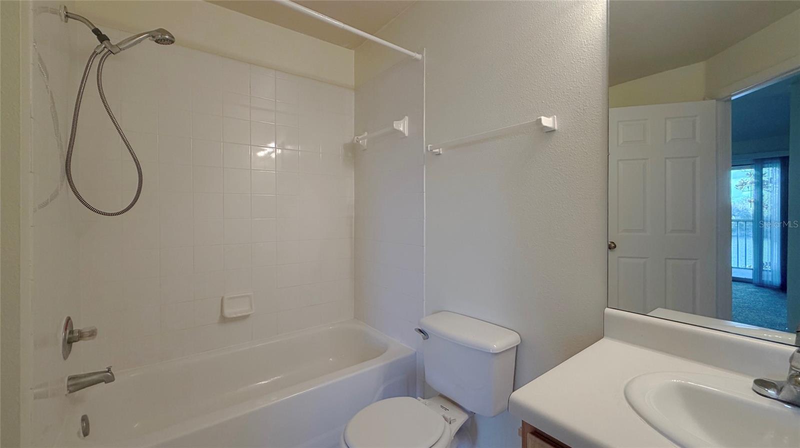 VILLAS AT LAKESIDE A CONDO - Residential