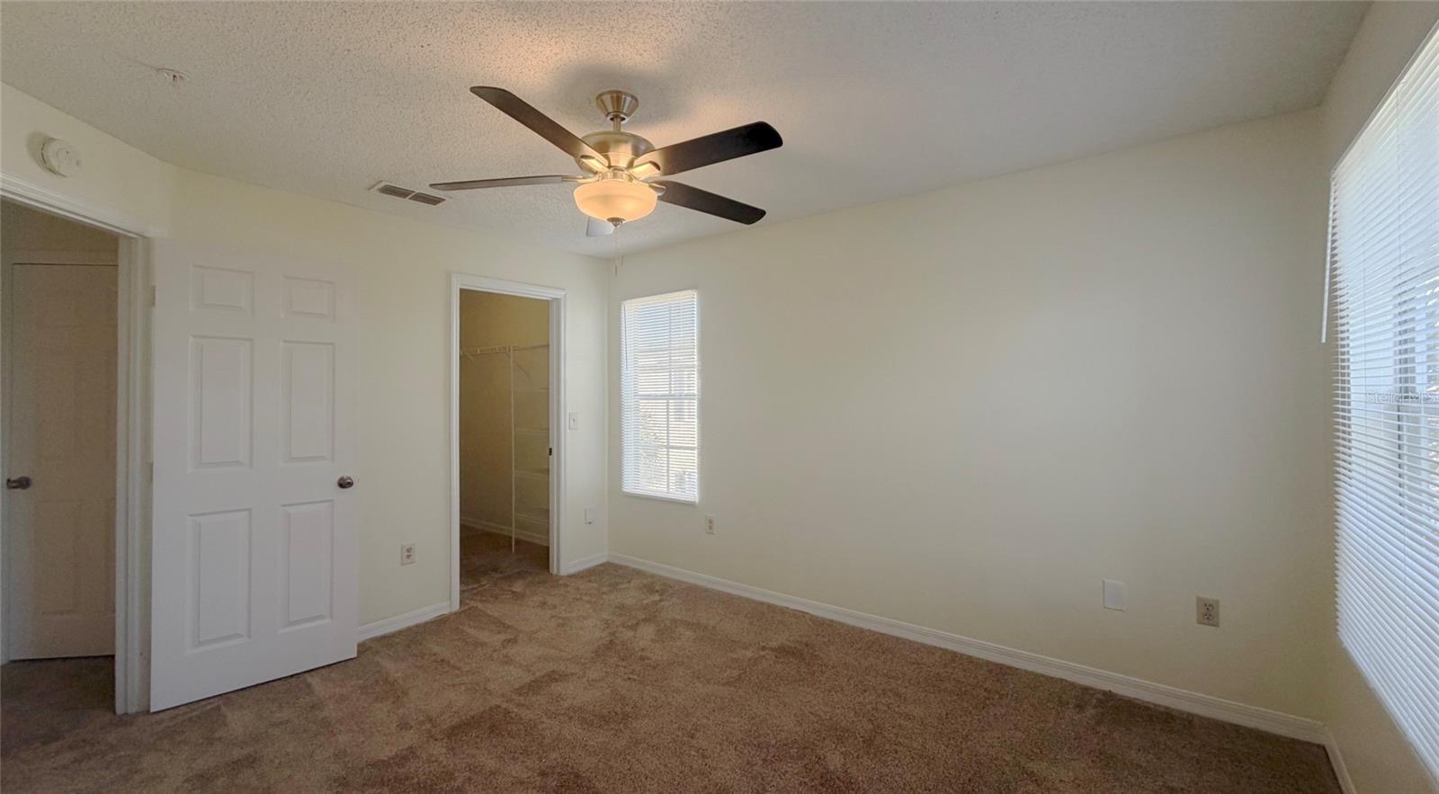 VILLAS AT LAKESIDE A CONDO - Residential