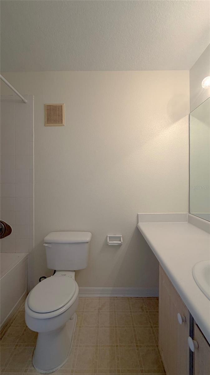 VILLAS AT LAKESIDE A CONDO - Residential