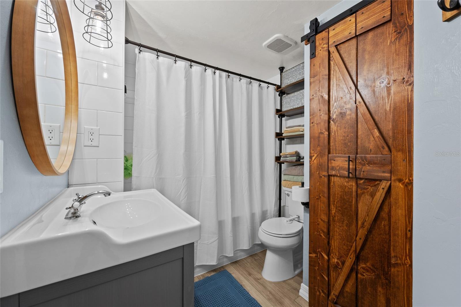 D E WHETSTONE ADDN-H SPGS - Residential