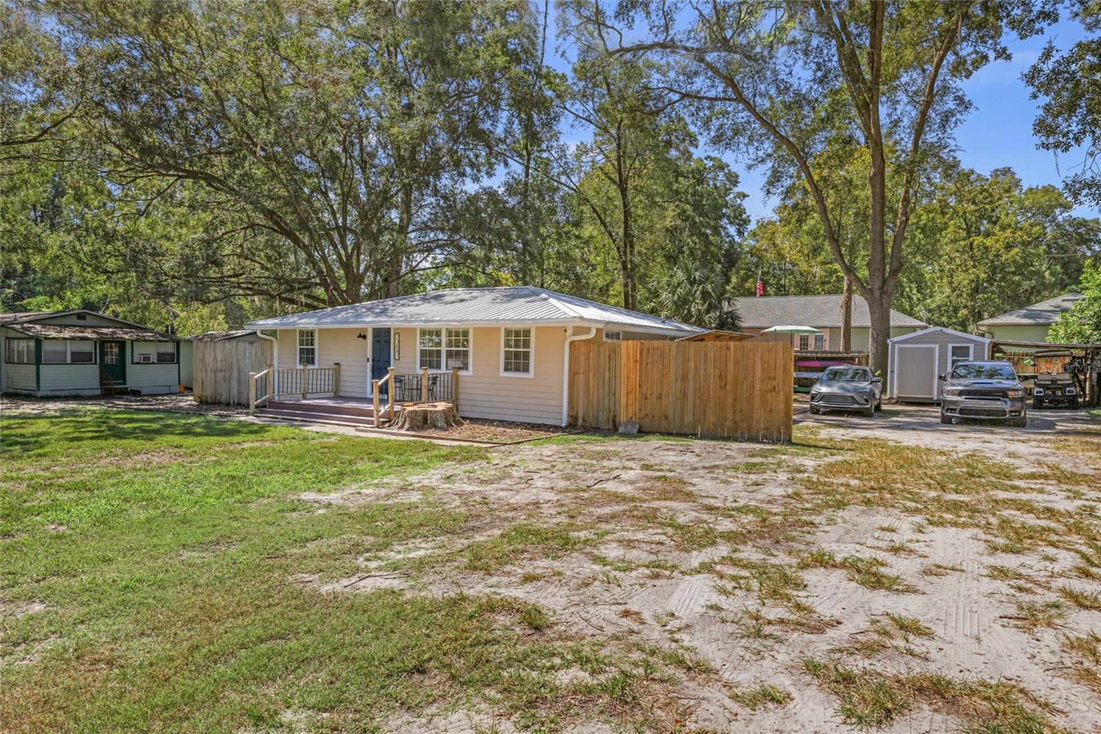 D E WHETSTONE ADDN-H SPGS - Residential