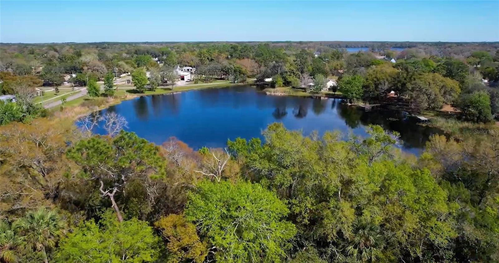 LAKE MILLS SHORES - Land