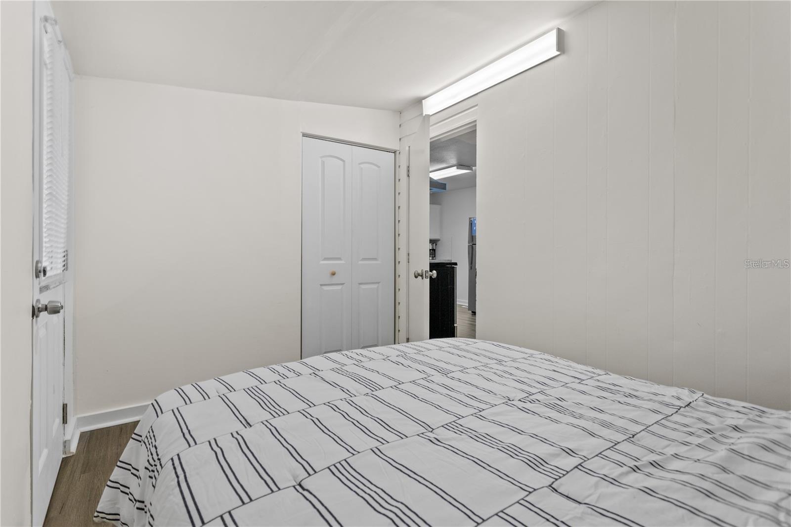 MILTON PARK - Residential Lease