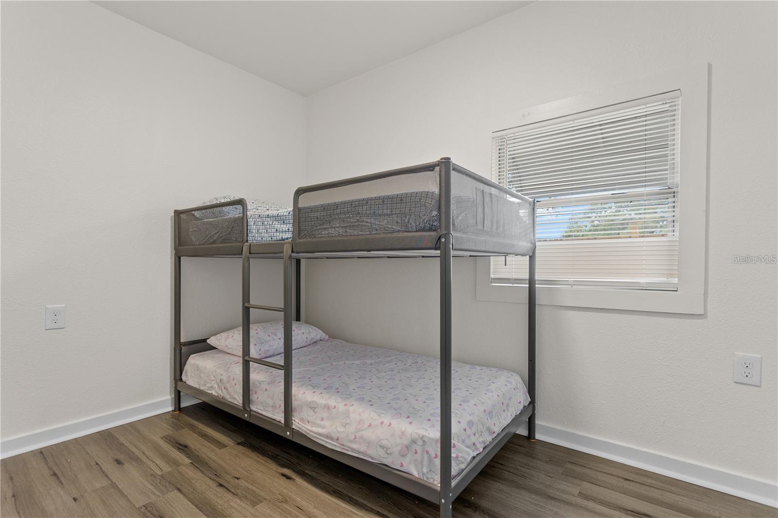 MILTON PARK - Residential Lease