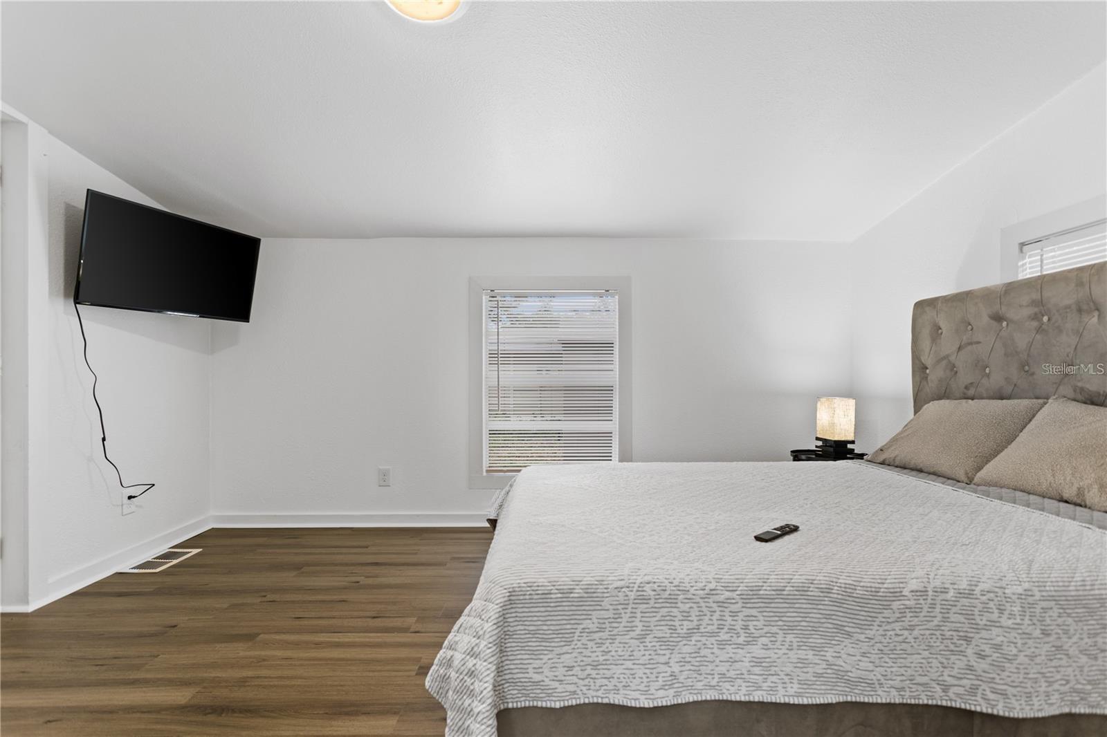 MILTON PARK - Residential Lease