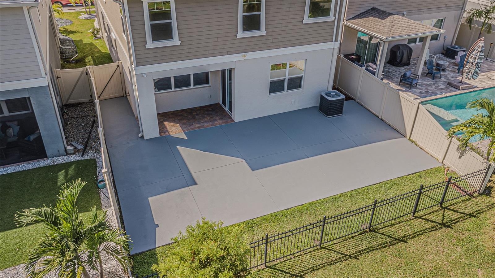 ARTISAN ESTATES - Residential