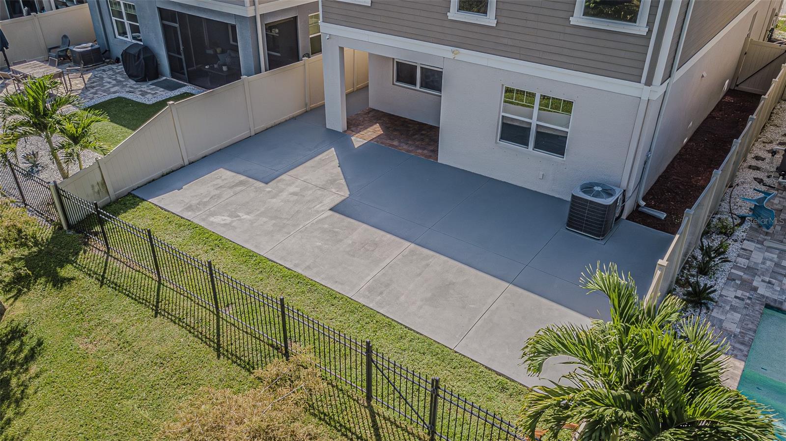 ARTISAN ESTATES - Residential