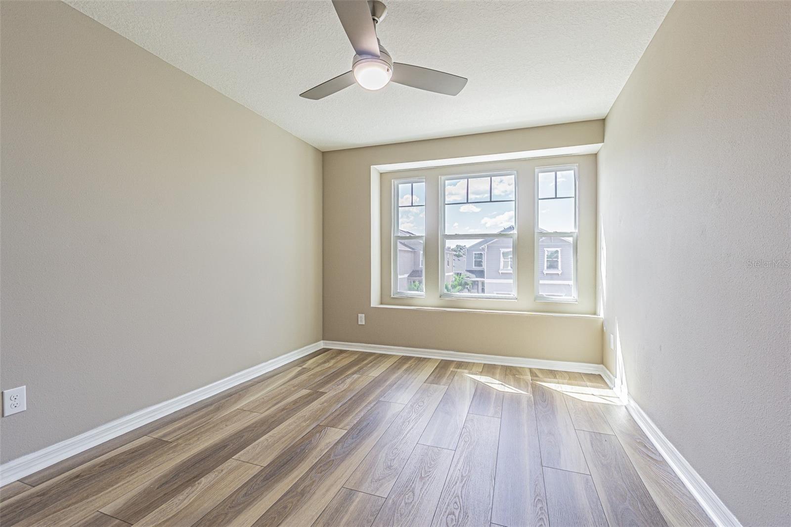 ARTISAN ESTATES - Residential