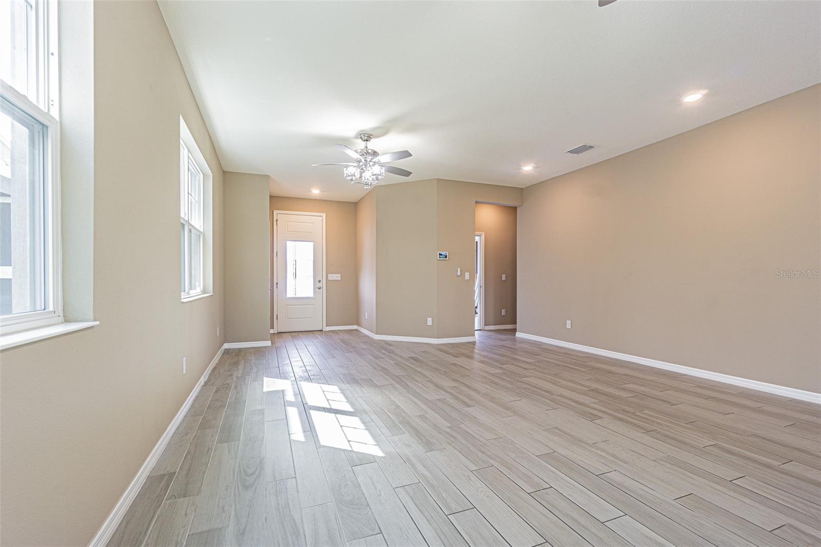 ARTISAN ESTATES - Residential