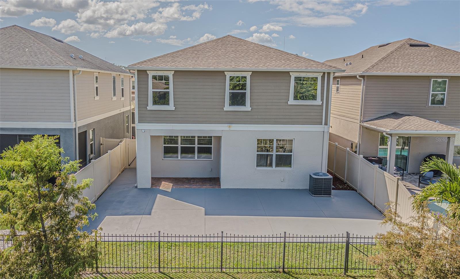 ARTISAN ESTATES - Residential