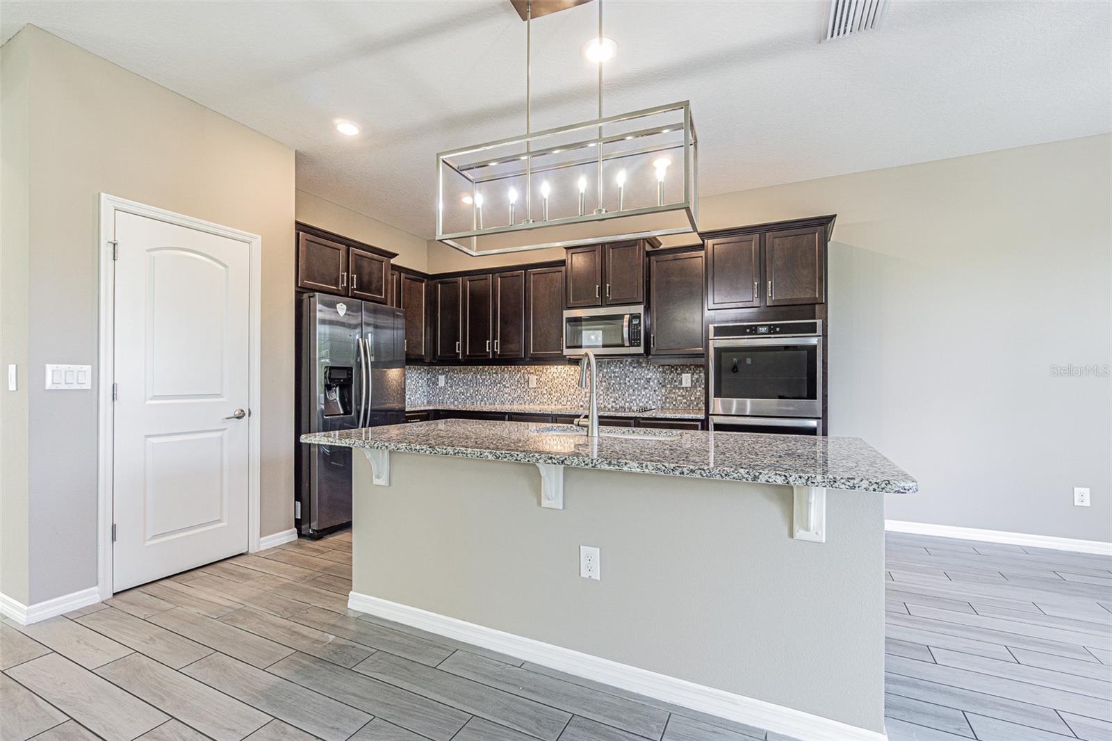 ARTISAN ESTATES - Residential