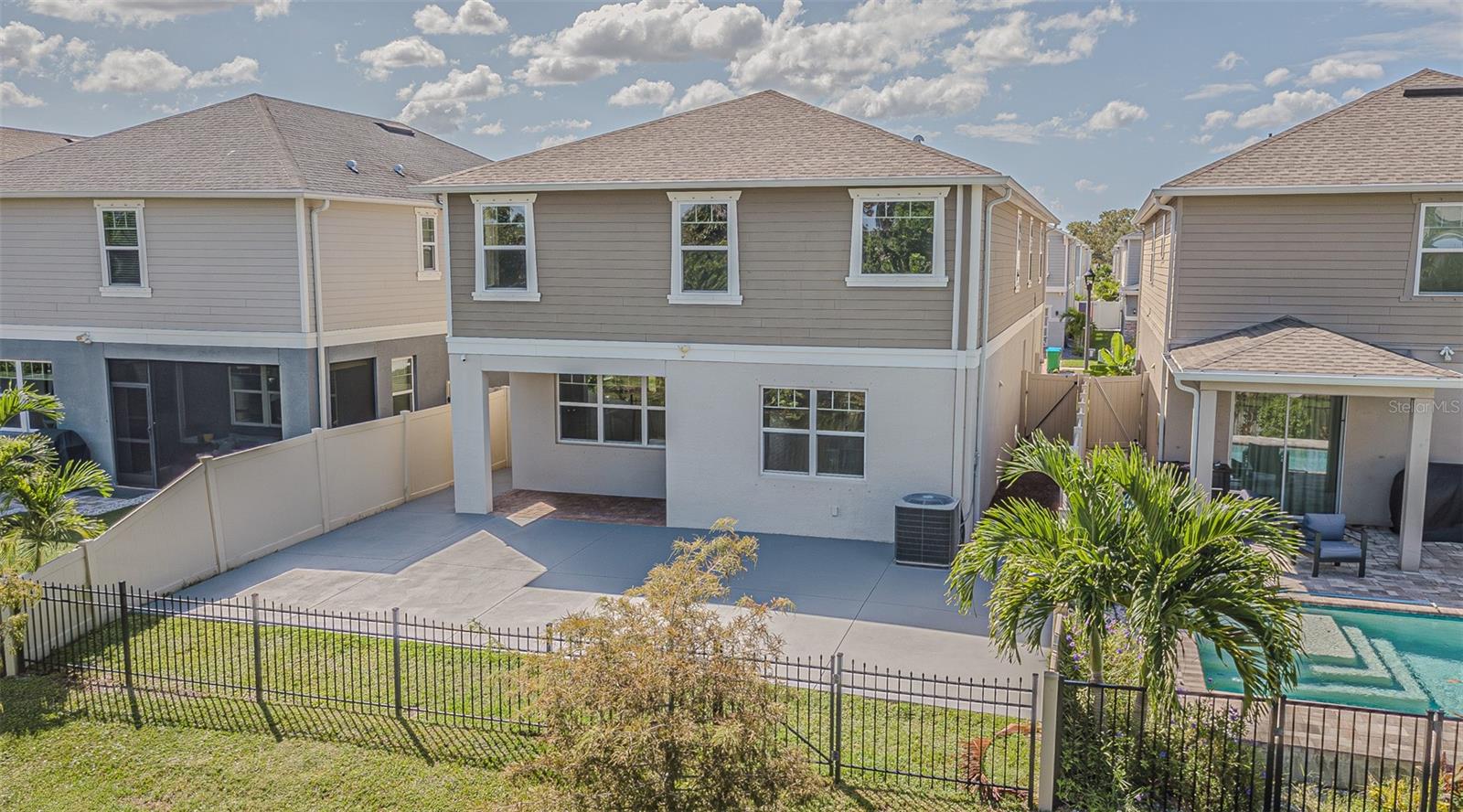 ARTISAN ESTATES - Residential