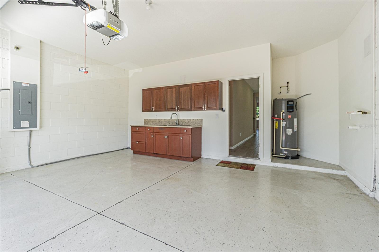 ARTISAN ESTATES - Residential