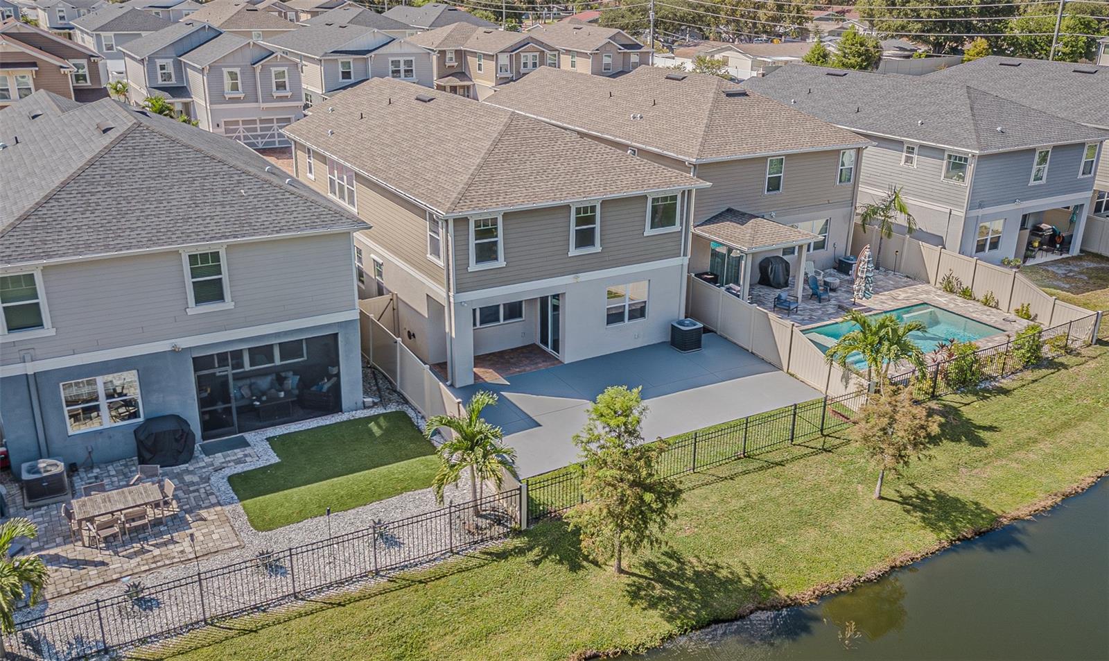 ARTISAN ESTATES - Residential