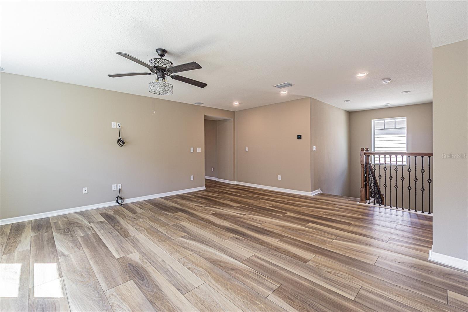 ARTISAN ESTATES - Residential