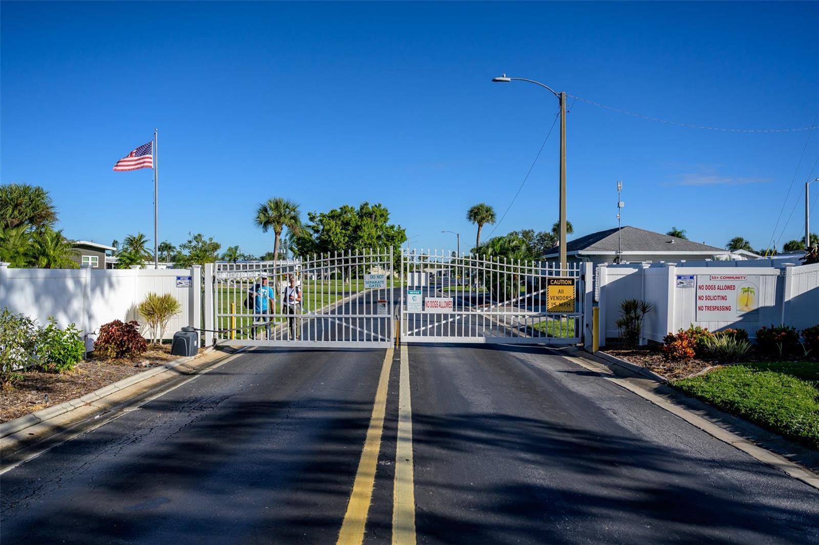 WINDWARD ISLES - Residential