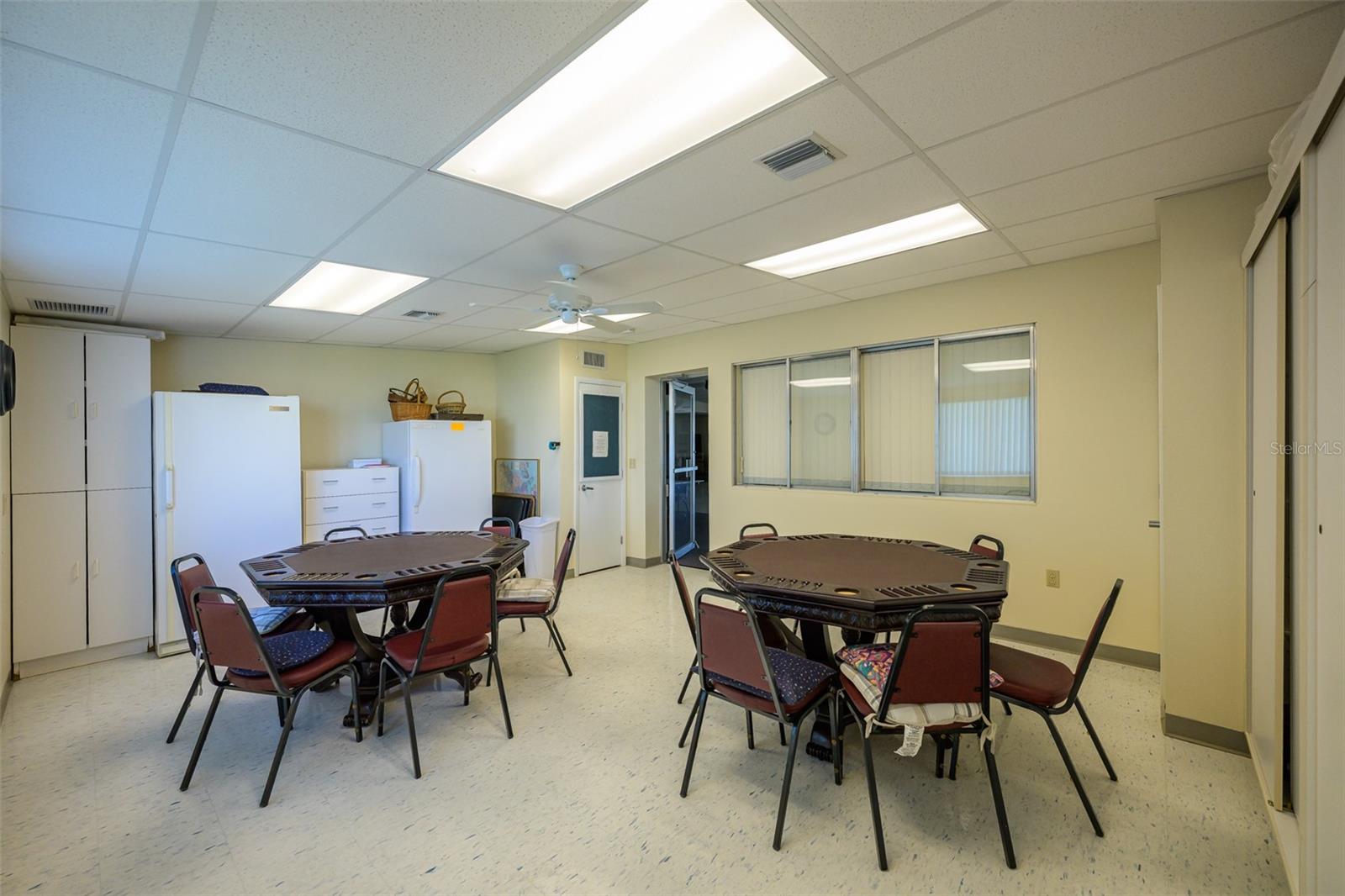 WINDWARD ISLES - Residential