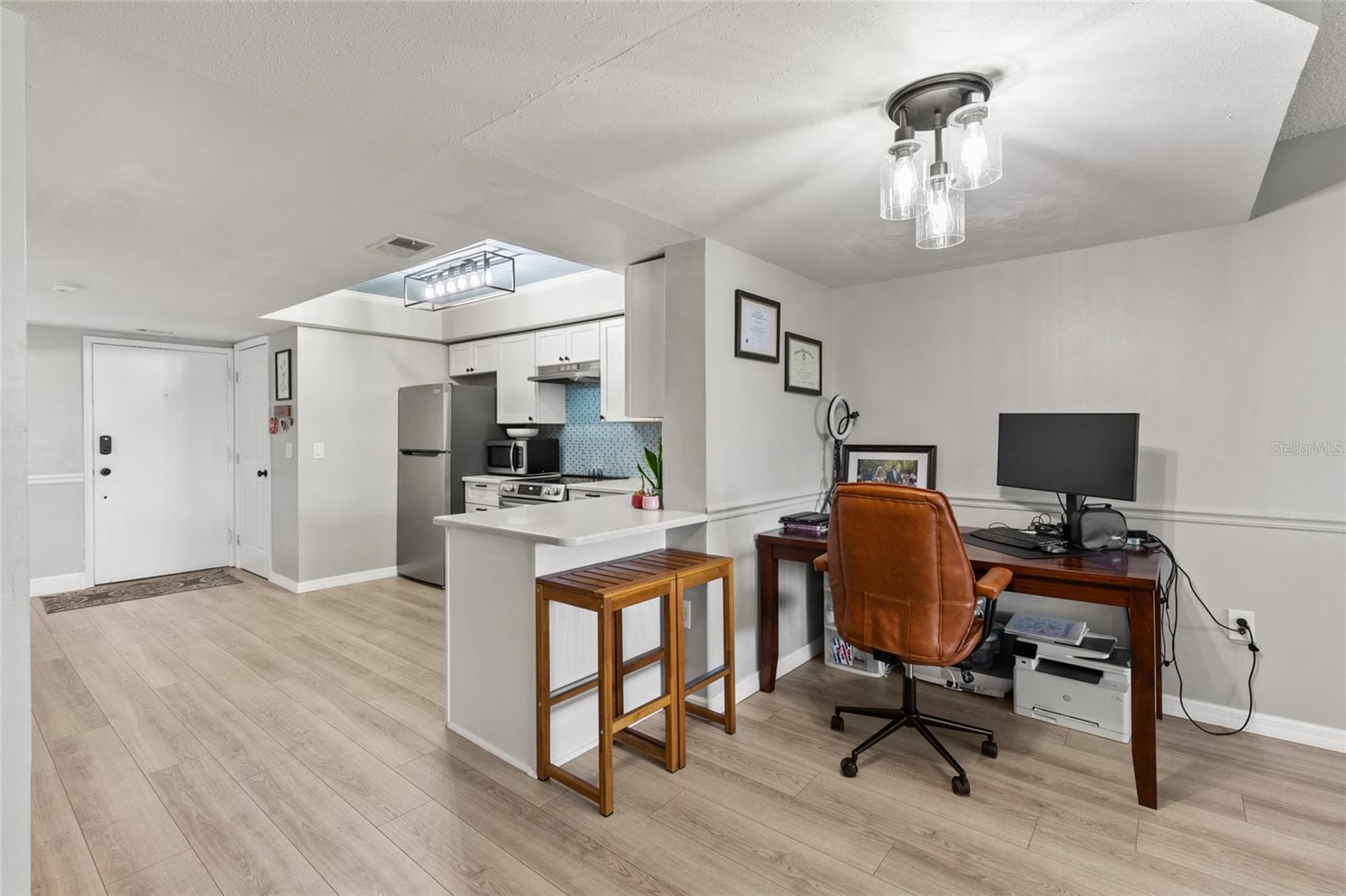 ANCHOR POINT A CONDO - Residential