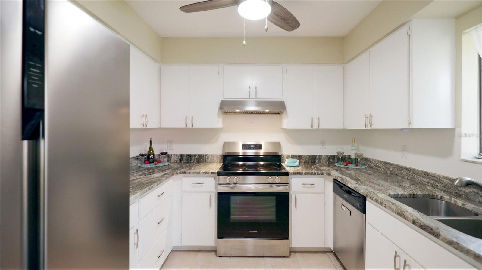 SUNRISE GOLF CLUB PH II - Residential